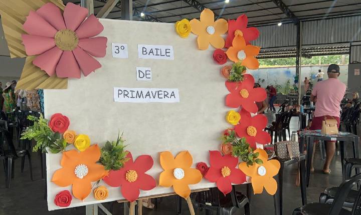 Baile da Primavera encerra Semana do Idoso com alegria e valorização em Juína
