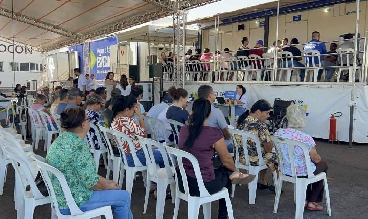 Carreta da Oftalmologia inicia atendimentos em Juína e reforça cuidado especializado para a população do Noroeste