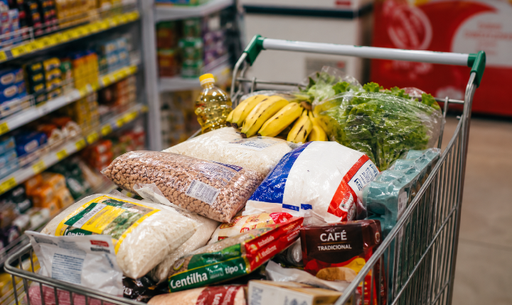 Cesta básica volta a subir em Cuiabá e chega a R$ 880 na segunda semana de julho