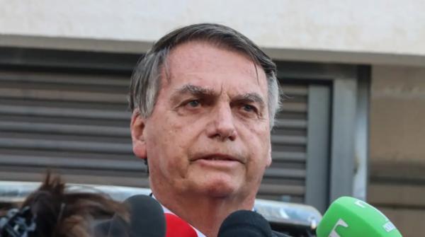 Defesa de Bolsonaro sobre 