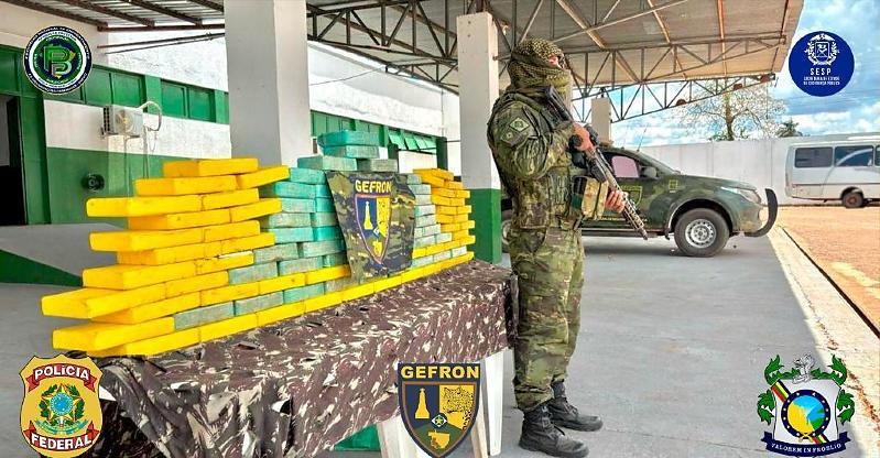 FORÇAS POLICIAIS APREENDEM 103 KG DE DROGAS E GERAM PREJUÍZO DE R$ 2,3 MILHÕES ÀS FACÇÕES CRIMINOSAS