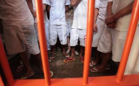 📍 “O sistema prisional tornou-se um verdadeiro centro de batismo do Comando Vermelho”, alerta desembargador Orlando Perri