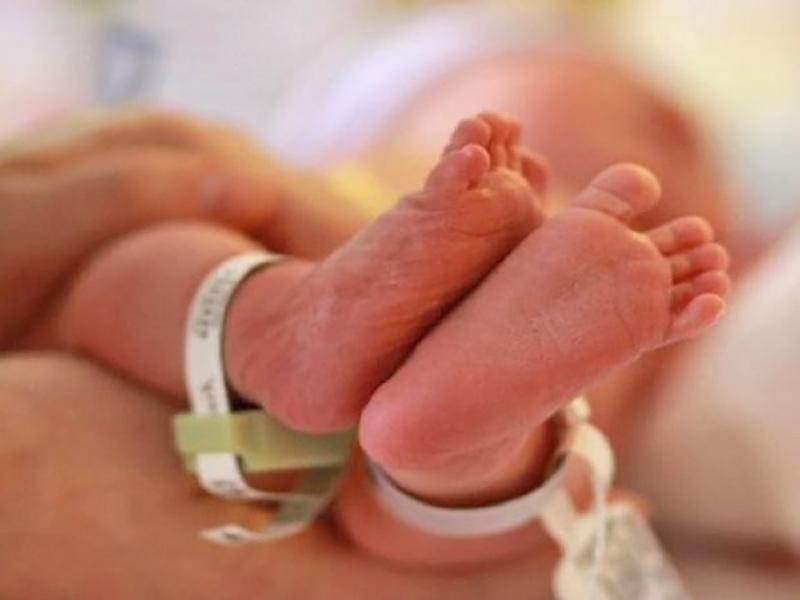 Pai é acusado de atirar bebê de 11 meses contra a parede em MT