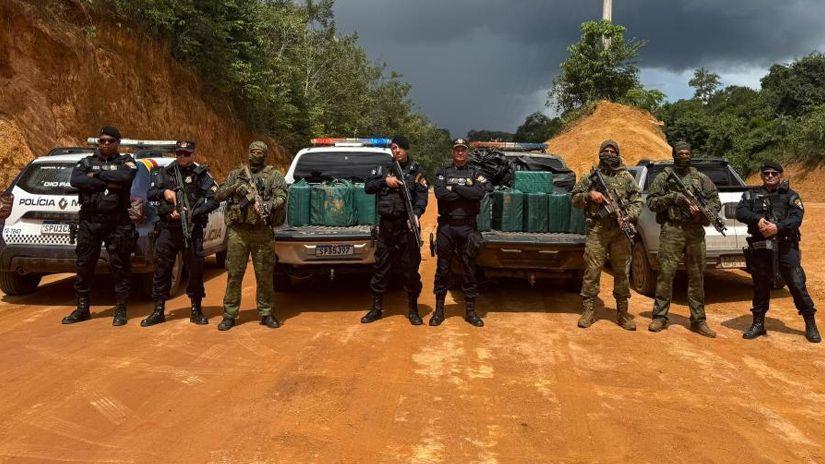 Forças de segurança apreendem mais de 540 quilos de cocaína e prende dois na fronteira