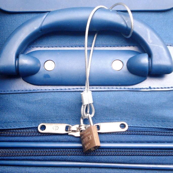 CASAL É PRESO EM JUÍNA APÓS RETIRAR ENCOMENDAS DE TERCEIROS EM GARAGEM DE EMPRESA DE ÔNIBUS