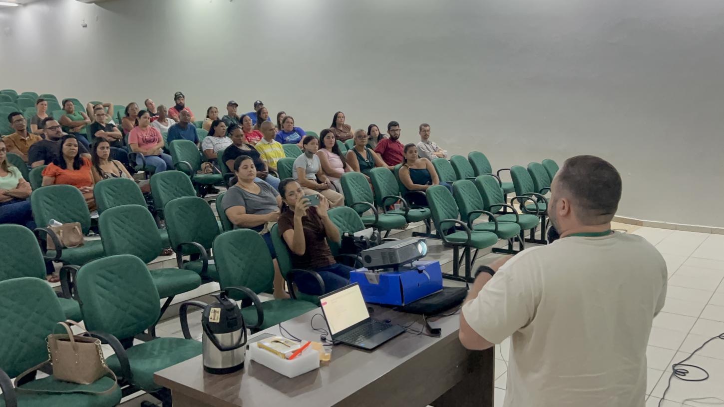 Curso de boas práticas em manipulação de alimentos capacita profissionais do comércio em Juína