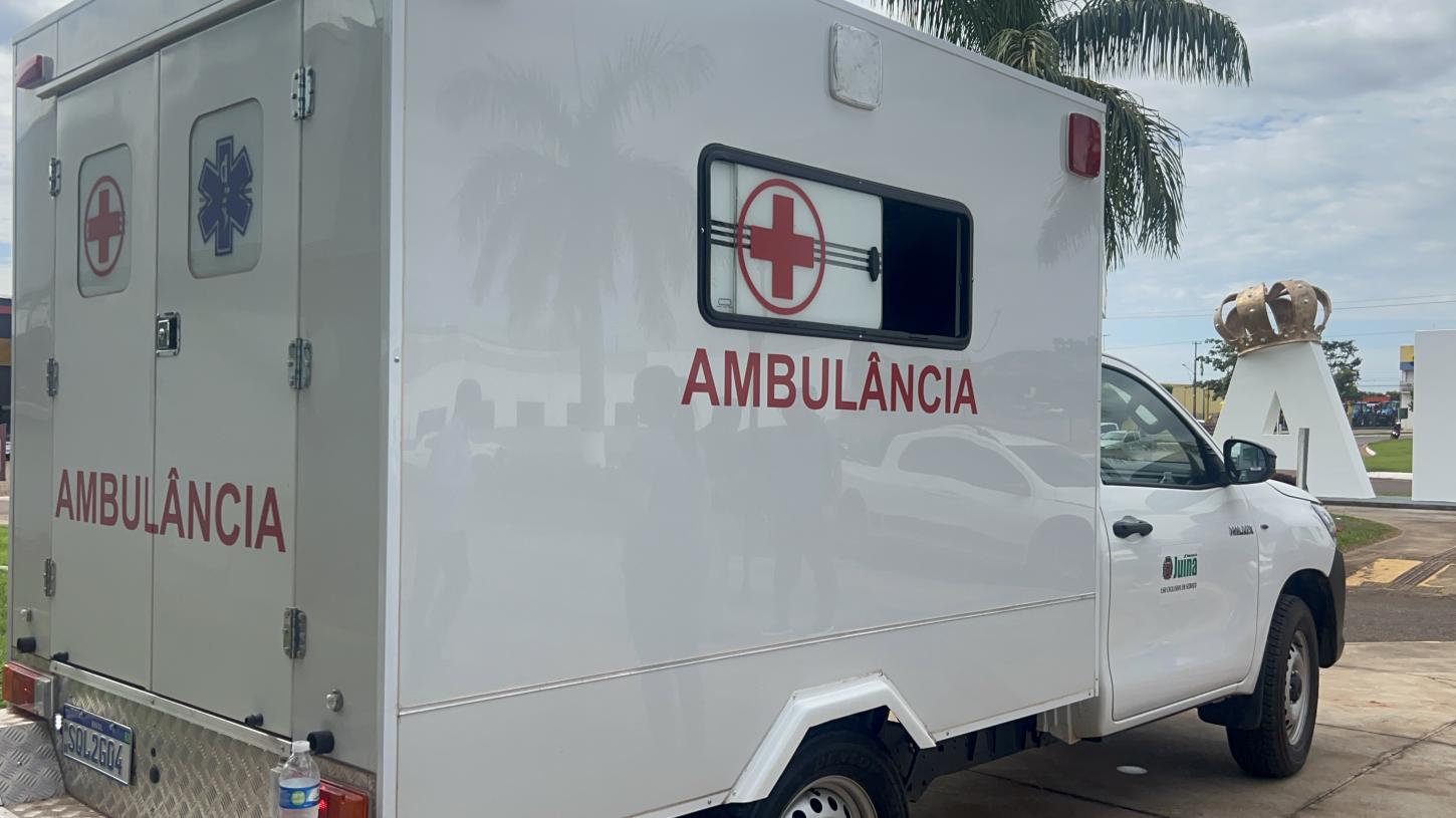 Prefeitura de Juína reforça transporte de pacientes com nova ambulância para Terra Roxa