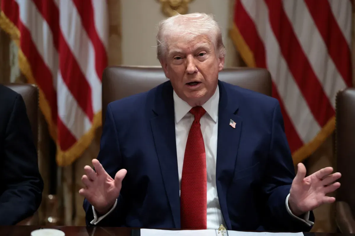Trump volta a dizer que os EUA não precisam da abertura de Ormuz