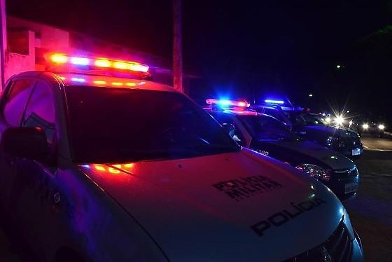APÓS FIM DE RELACIONAMENTO, ADOLECENTE INVADE FESTA E TENTA MATAR A MÃE