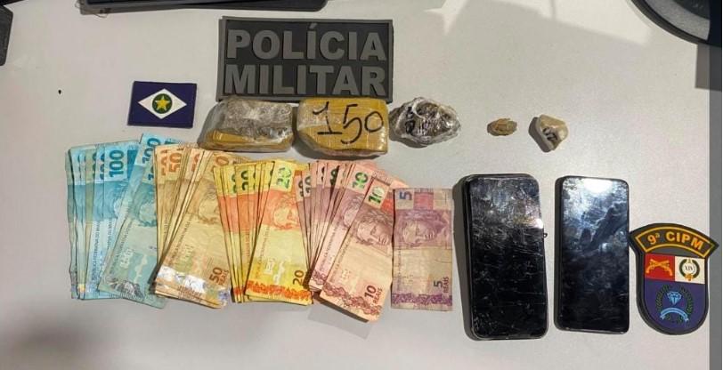 PM PRENDE DOIS HOMENS POR TRÁFICO DE DROGAS E APREENDE MAIS DE R$ 2,5 MIL EM DINHEIRO