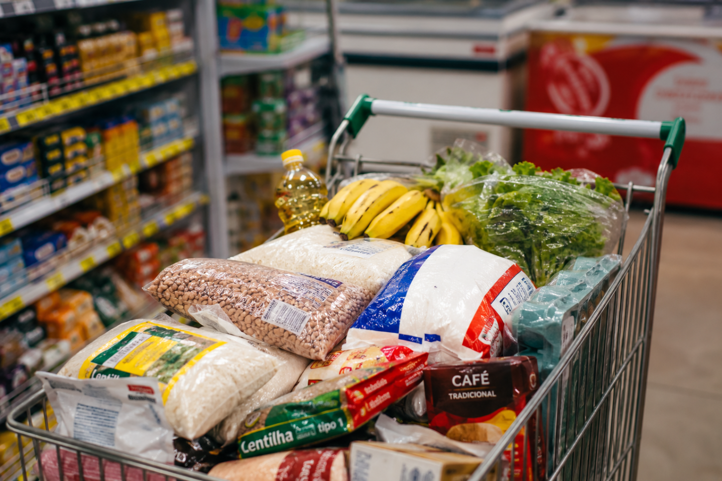 Cesta básica volta a subir em Cuiabá e chega a R$ 880 na segunda semana de julho