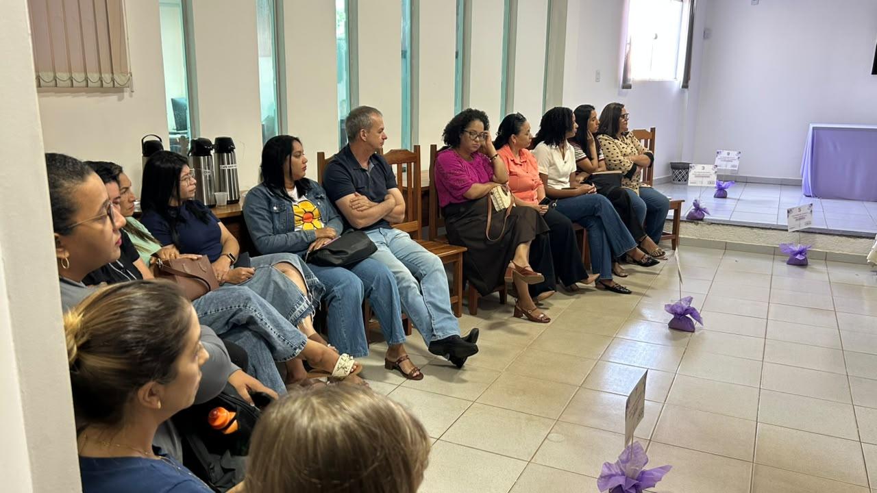 Roda de conversa reforça cuidado emocional entre profissionais da Assistência Social em Juína
